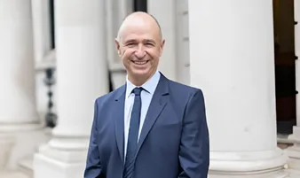 Dr. Peter Lachman